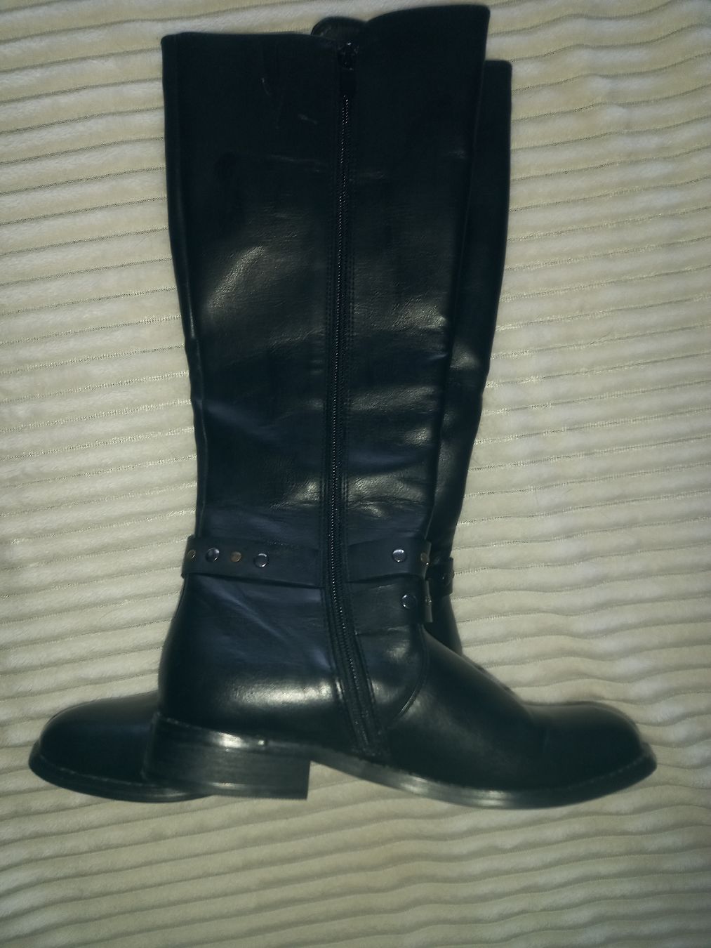 Scarpe da donna: Bottes Femme – Nuovo (secondo la descrizione) da Conthey venduto da OLEN-67