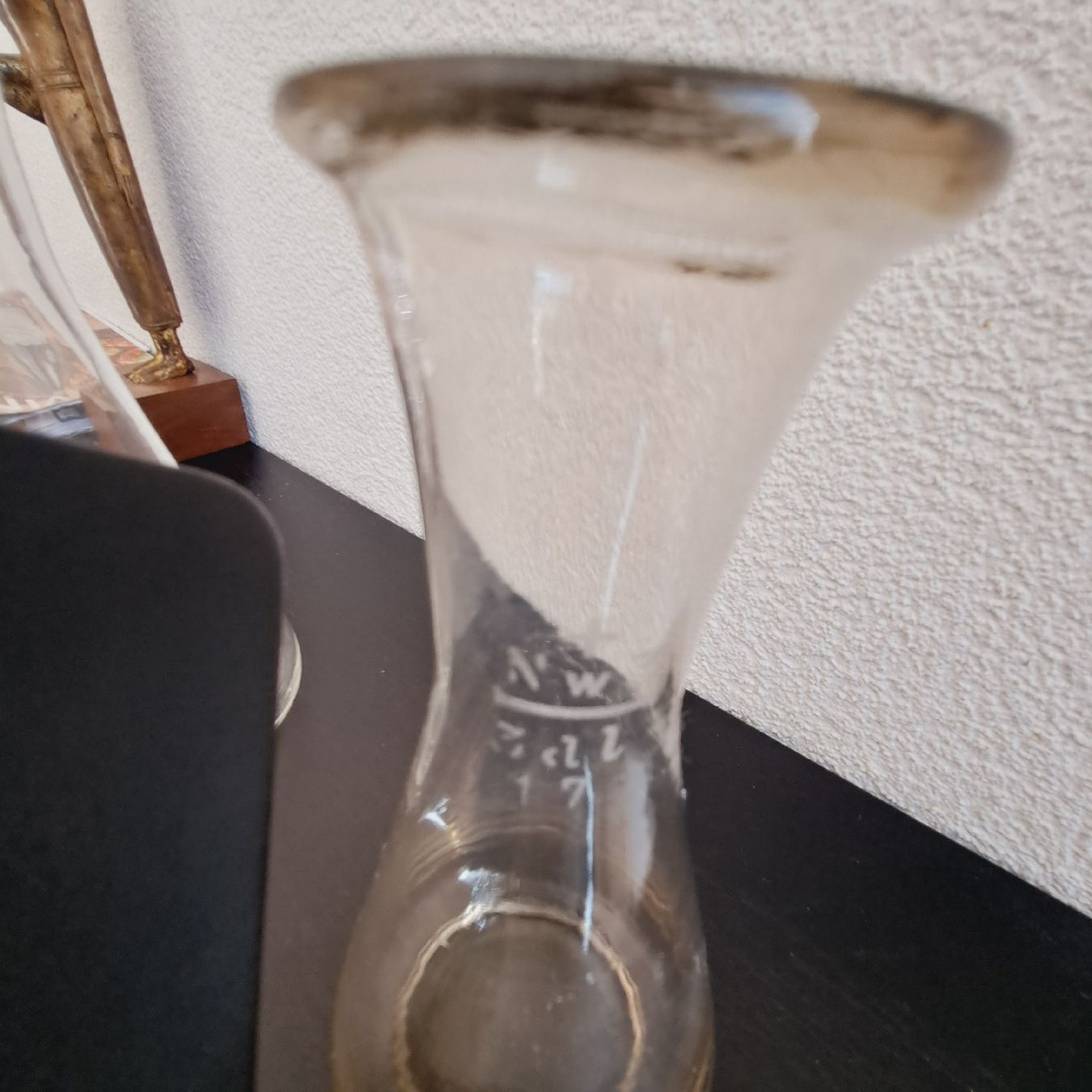 Karaffen: 3 antike Weinkaraffen – Gebraucht aus Riehen von Appia48 3