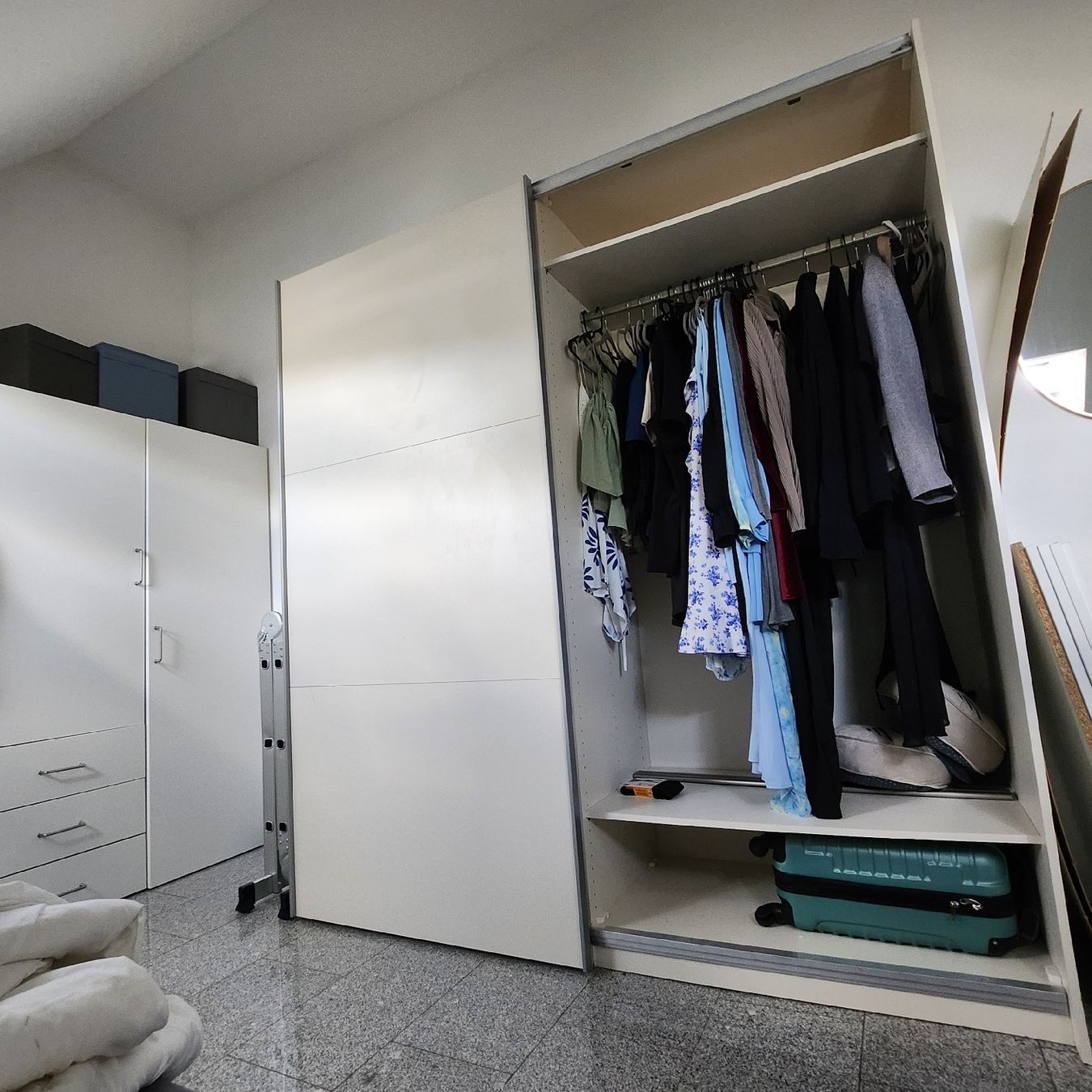 Armadi: Kleiderschrank – Usato da Starrkirch-Wil venduto da wo1_9k9s 1