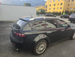 Alfa Romeo 2.4 JTDM 210PS TI