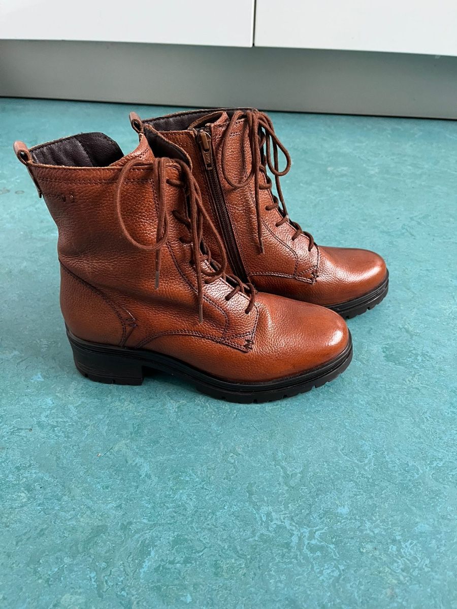 Scarpe da donna: Braune Lederstiefel, Grösse 37 – Usato da Lenzburg venduto da selabella 5