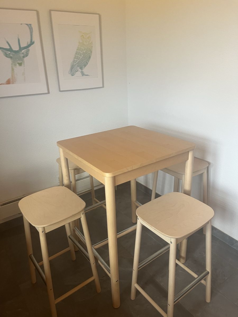 Ikea Tischset: IKEA RÖNNINGE Bartisch mit 4 Barhockern, Birke  – Gebraucht aus Wil SG von kle_5k82 1