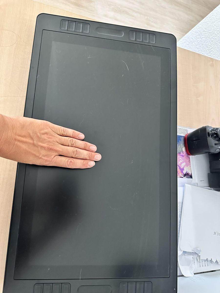 Huion Tablet PC: Grafiktablett Huion 20 " – Gebraucht aus Full-Reuenthal von freya14577