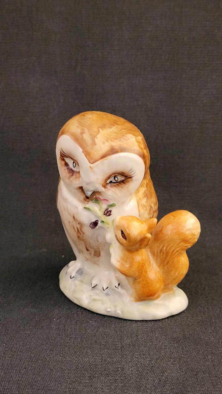 Statuette: Porzellanfigur BEATRIX POTTER Eule und Eichhörnchen – Usato da Basel venduto da spinne02