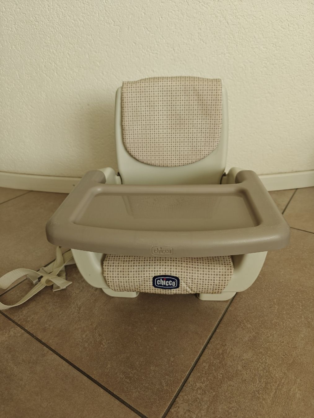 Chicco Sièges auto: Réhausseur Chicco Mode – D'occasion à Biel/Bienne par Jozijoza