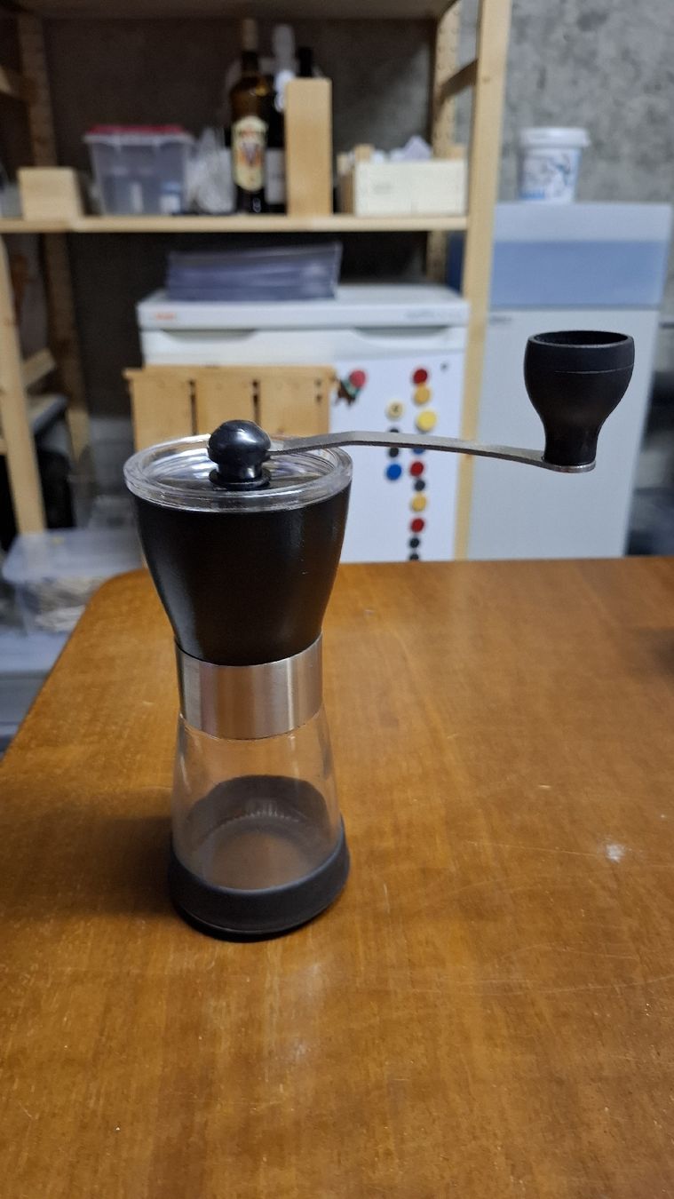 Elettrodomestici da cucina: Kaffeemühle mit Keramikmahlwerk – Usato da Murten venduto da Cheri23
