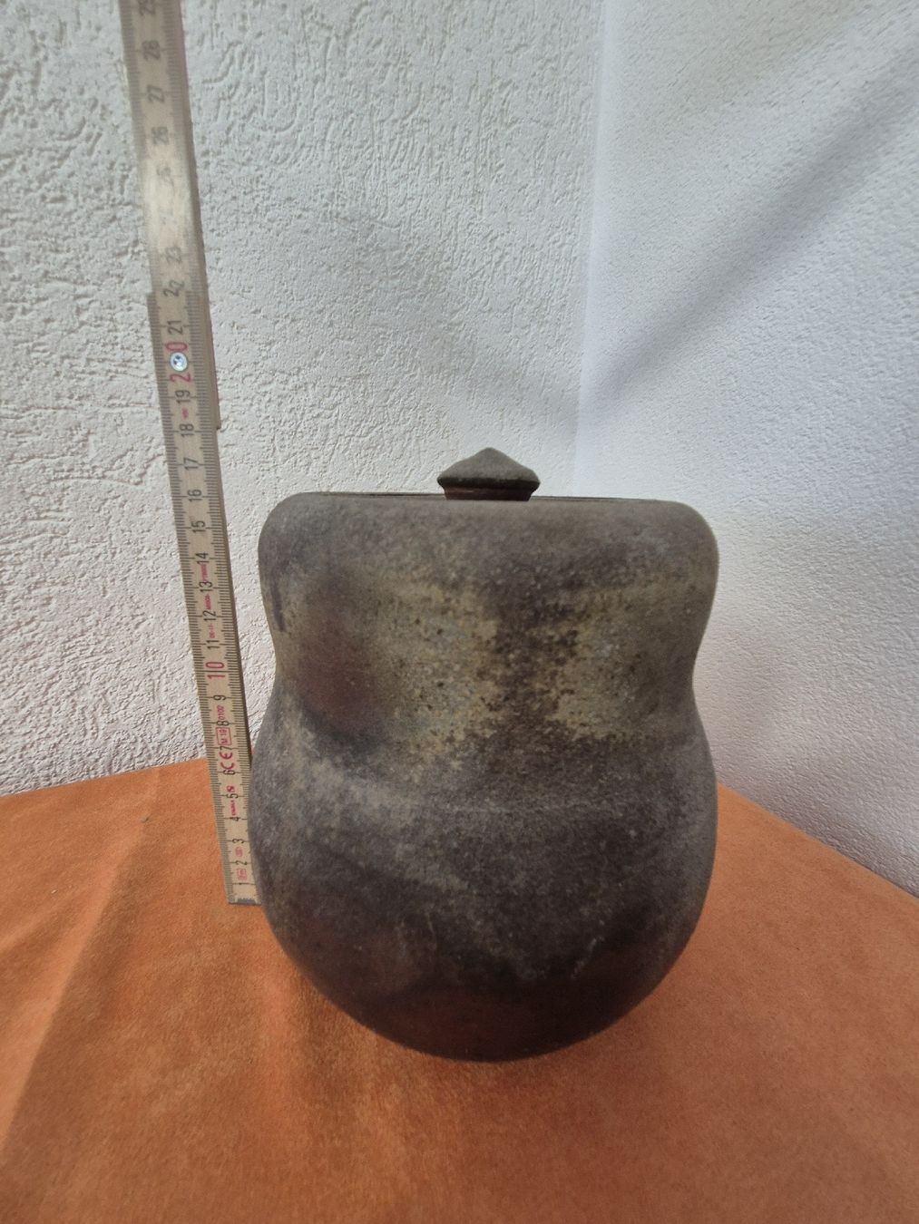 Vasi & Recipienti: Horst Kerstan, Gefäß, getöpfert, "Old Bezin" style, Anagama – Usato da Basel venduto da vintage.watches 7