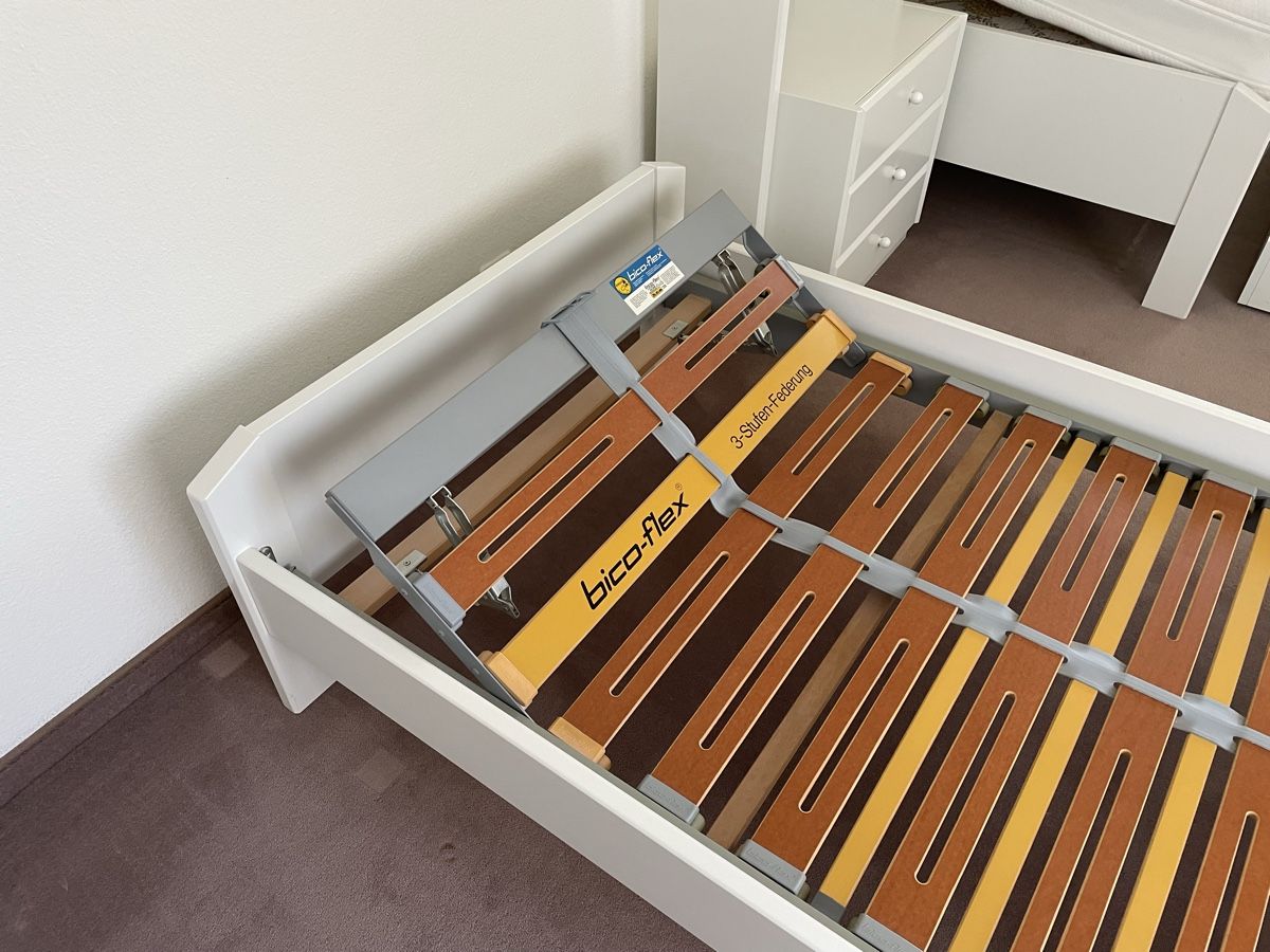 Letti: Bett – Usato da Schaffhausen venduto da wunderpraechtig 4