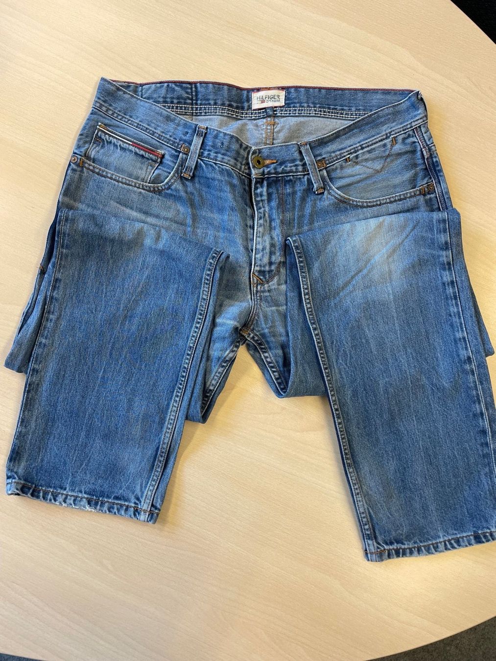 Jeans: Hilfiger Denim   W34  L32 – Usato da Tagelswangen venduto da lejore 1