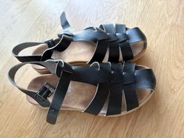 Schwarze Ledersandalen, Sandalen Gr. 38