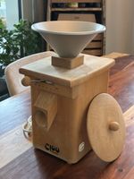 CIGO Schnitzer elektrische Getreidemühle aus Holz – Mahlgrad