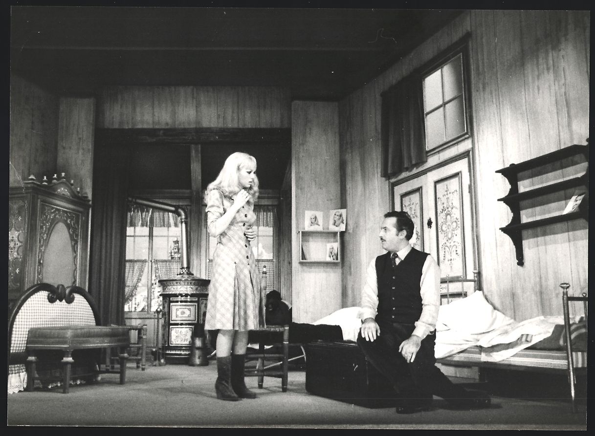 Fotografie &  Plakate: Fotografie Schauspielerin Mireille Darc  – Gebraucht aus Berlin von bartko-reher