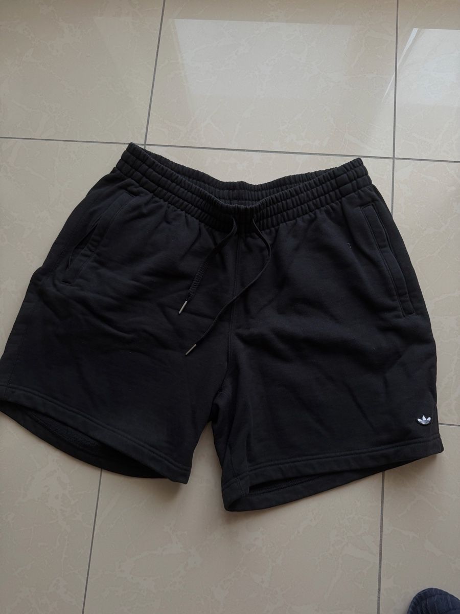 Pantaloni: Shorts - Adidas & Marco Polo  – Usato da Erlen venduto da Ale_TCG 1