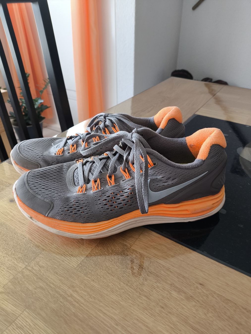 Nike Scarpe da uomo: Nike Turnschuhe Gr.39 – Usato da Burgdorf venduto da Ropajesi