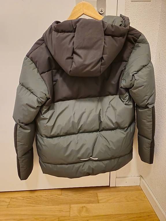 Jack Wolfskin Jacken & Mäntel: Jack Wolfskin Actamic Down Jacket (grösse 164) – Gebraucht aus Basel von SwissVault 3