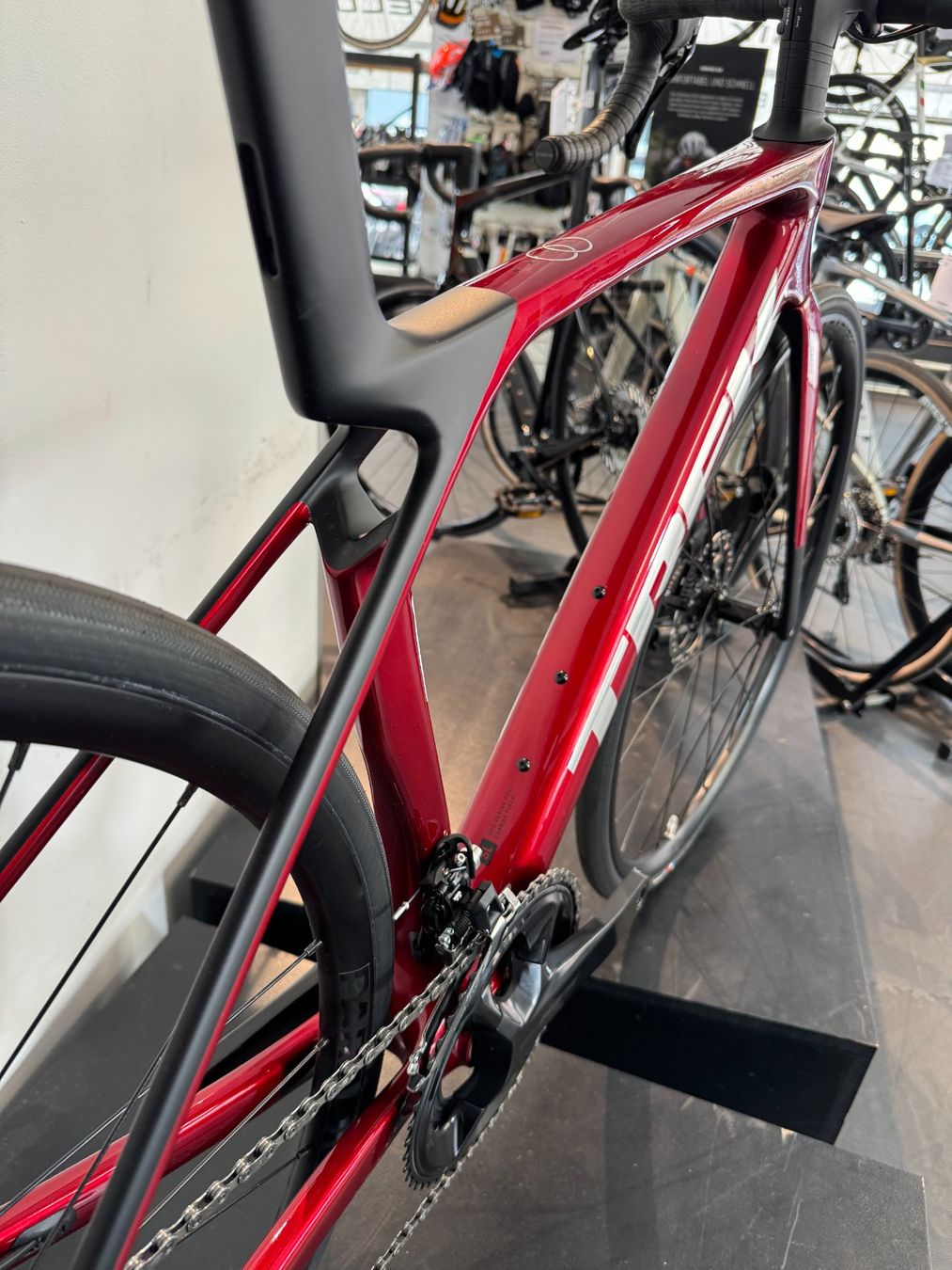 Trek Biciclette: Madone SL 5 Gen 8, Grösse Small – Nuovo e nell'imballaggio originale da Zürich venduto da Velofabrik01 2