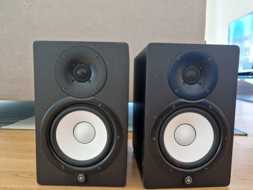Yamaha Powered Speaker System Model HS7 inkl. Netzkabel Kaufen auf