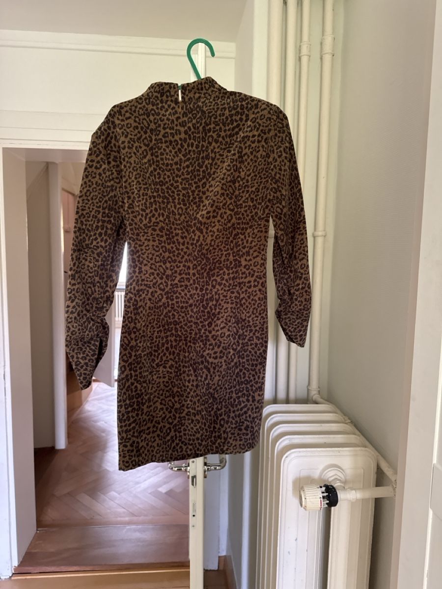Zara Vestiti: Robe Zara imprimé léopard, taille S – Usato da Zürich venduto da d.borra 1