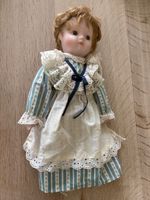 Vintage Sammlerpuppe 40 cm mit langem Zopf