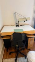 Établi d’horloger complet + lampe Waldmann + chaise
