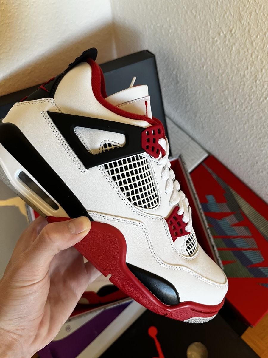 Jordan Scarpe da uomo: Jordan 4 Fire Red, Grösse 42 – Nuovo e nell'imballaggio originale da Liebefeld venduto da donetasy 1