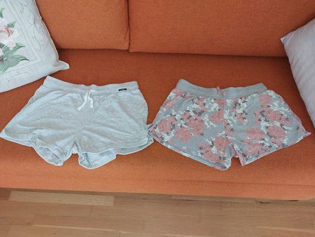 2x SKINY Damen Shorts Pyjamahosen Gr. S Sehr guter Zustand
