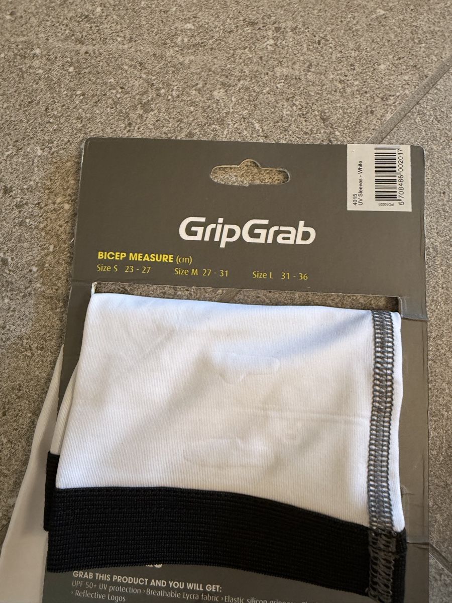 Autres vêtements & accessoires: UV Arm Sleeves – Neuf (Voir description) à Güttingen par JeffreyGucc 2