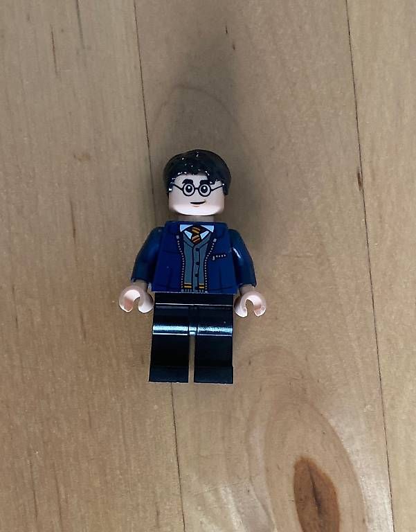 Lego Statuette: Lego Harry Potter Minifigur Neu – Nuovo (secondo la descrizione) da Neuhausen am Rheinfall venduto da mic_m9bp