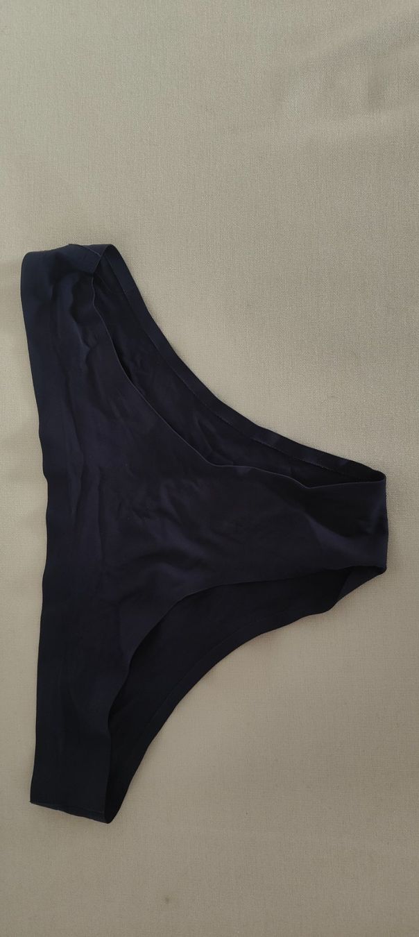 Altra biancheria intima: Gebraucht Tanga déjà porté – Usato da Fribourg venduto da lis_lt9g