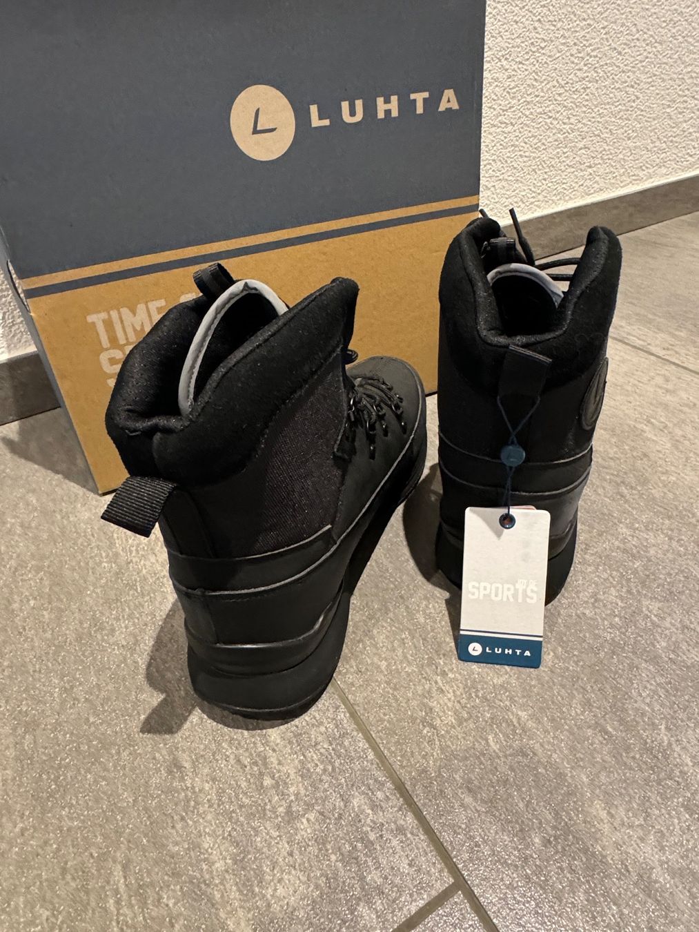 Scarpe da uomo: Winterschuhe Luhta 46 np 189.- wie Sorel – Nuovo e nell'imballaggio originale da Riniken venduto da Babeli78 2