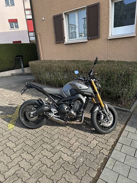 Yamaha Strada: Motorrad, Yamaha MT09 – Usato da Hinwil venduto da sim_x7h9 4