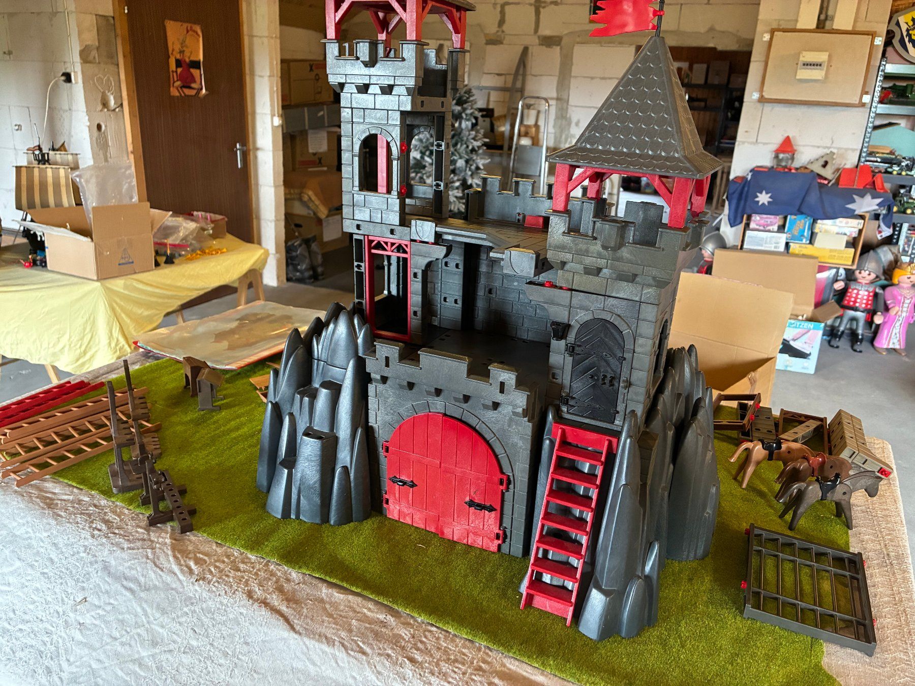 Playmobil Giocattoli: Playmobil Ritterburg – Usato da Ueberstorf venduto da gui_f2q8 1