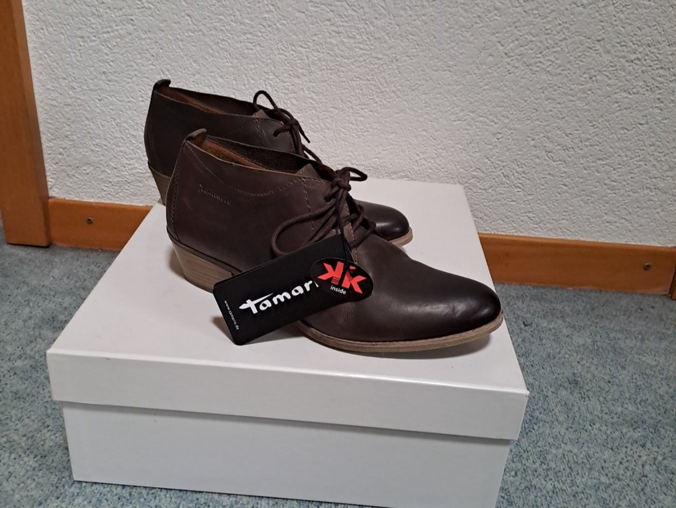 Tamaris Scarpe da donna: Schicke Lederschuhe Gr. 40, Tamaris – Usato da Frauenfeld venduto da Andadaa 1