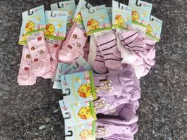 28 Stück Babystrumpfhosen Gr. 00 (15-16)