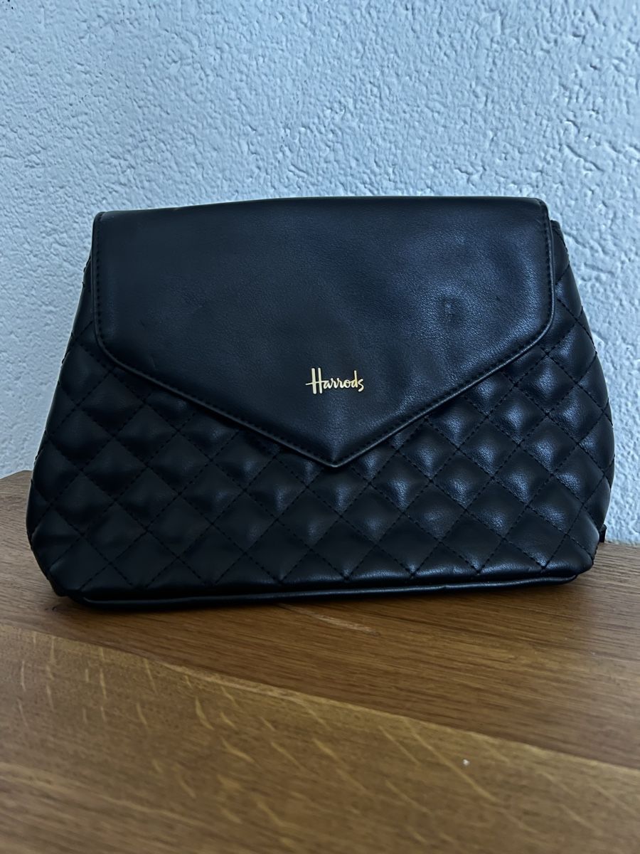 Harrods Taschen für Damen: Schwarze Handtasche Harrods – Neu (gemäss Beschreibung) aus Chur von ZATO 1