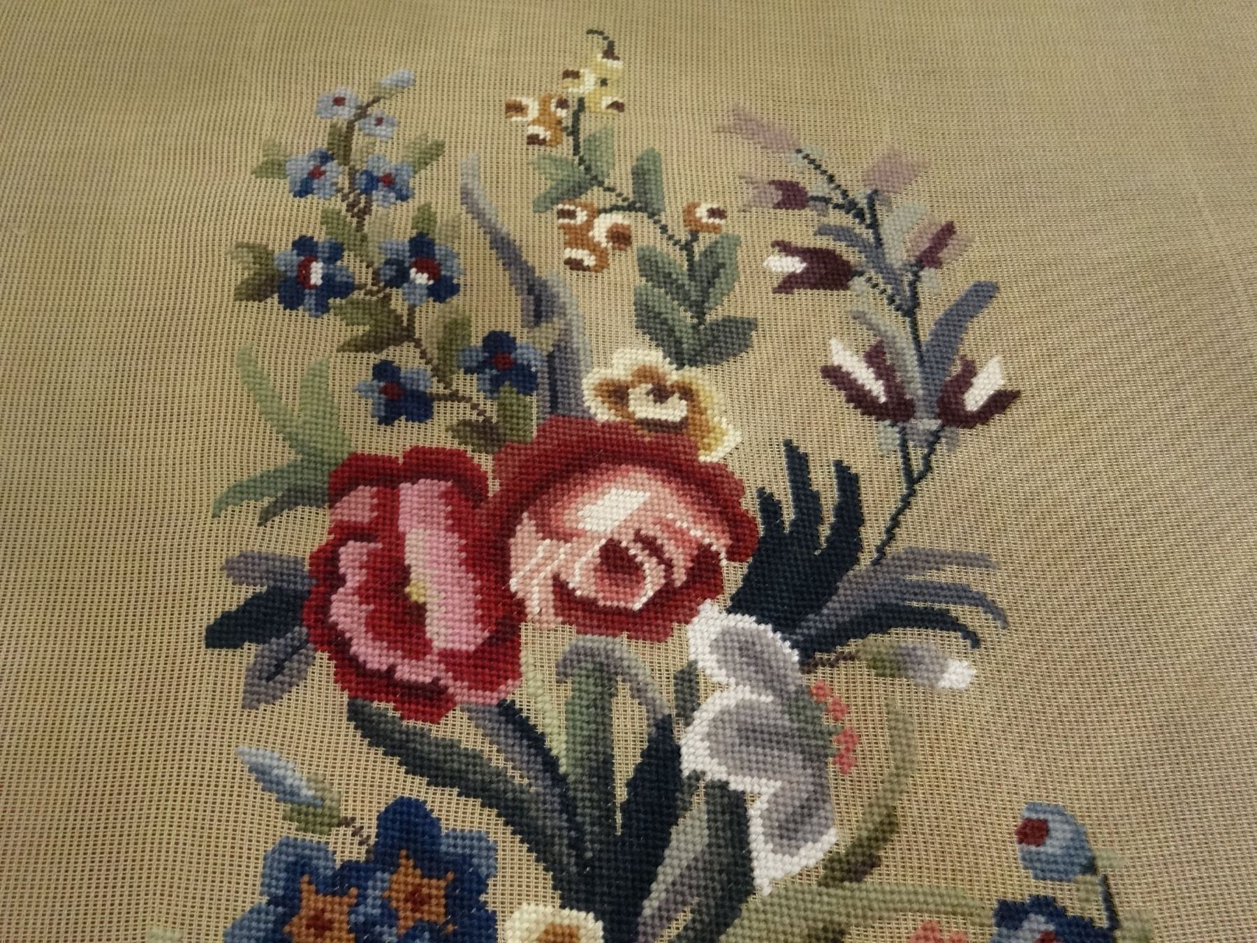 Poltrone: Superbes gobelins fauteuil Voltaire – Nuovo e nell'imballaggio originale da Biel/Bienne venduto da milamila02 3