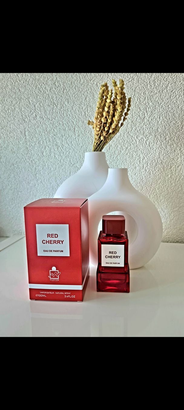 Profumi & Eau de Toilette: eau de parfum Red Cherry 100ml neuf – Nuovo e nell'imballaggio originale da La Chaux-de-Fonds venduto da Luxary.25cachmirepro 4