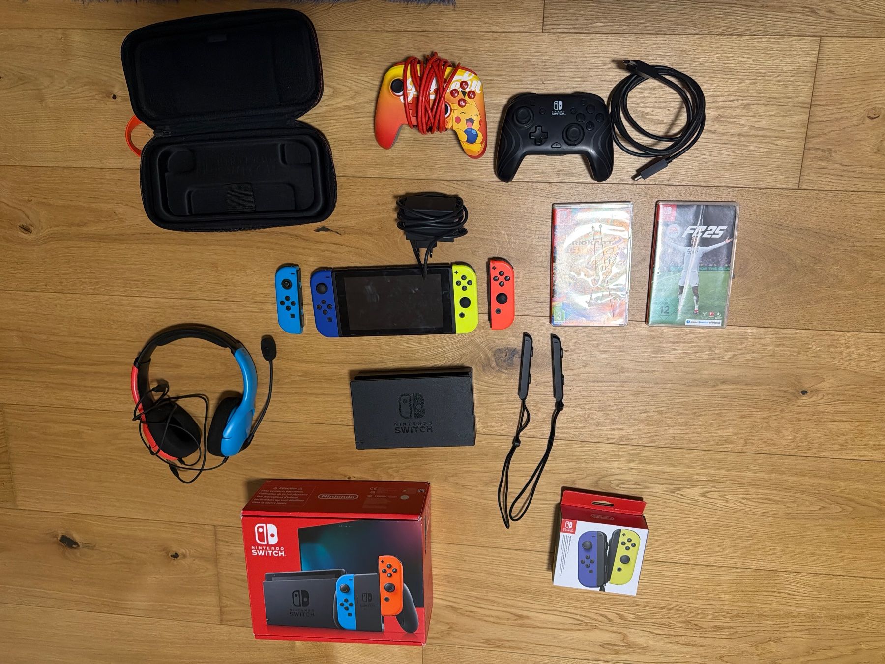 Nintendo Console: Nintendo Switch mit Zubehör – Usato da Wittenbach venduto da fet_8yz2