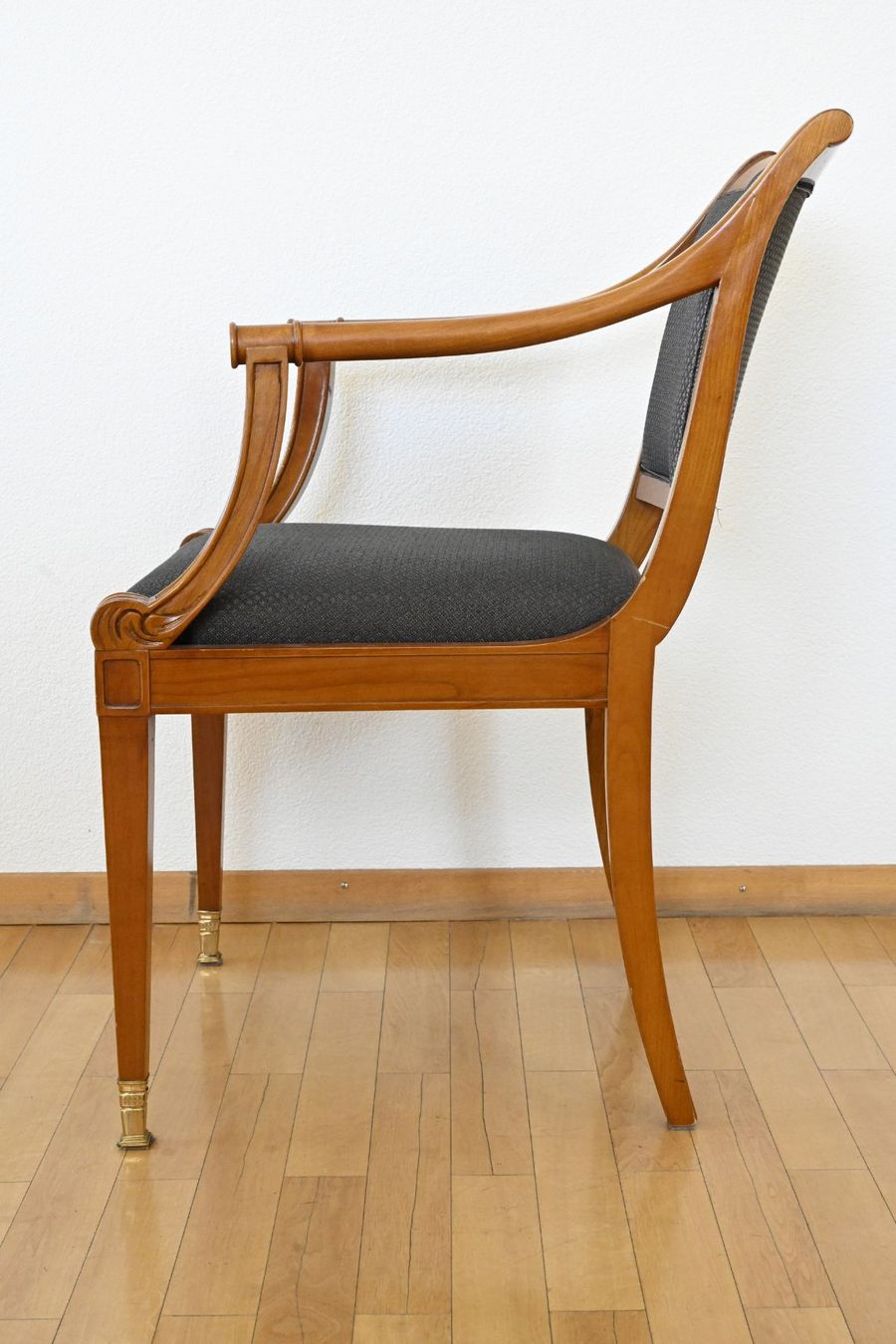 Chaises: Zwei antike Stühle – D'occasion à Cham par Pekelo 2