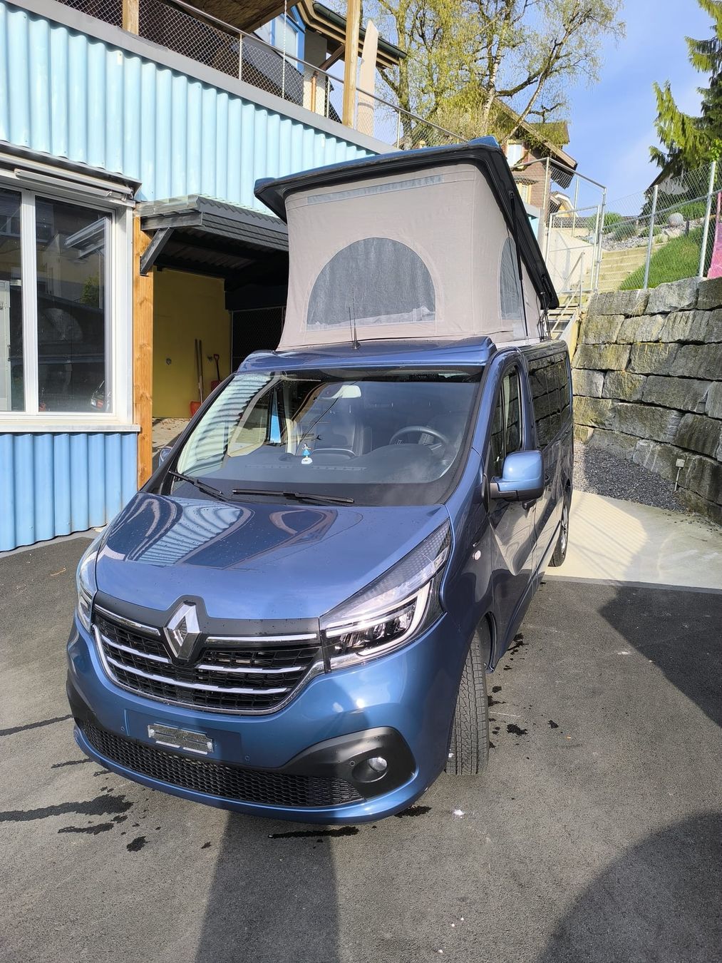 Automobili: Renault Trafic Camper/Van von Sortimo – Usato da Entlebuch venduto da 88SchibiWeine 3