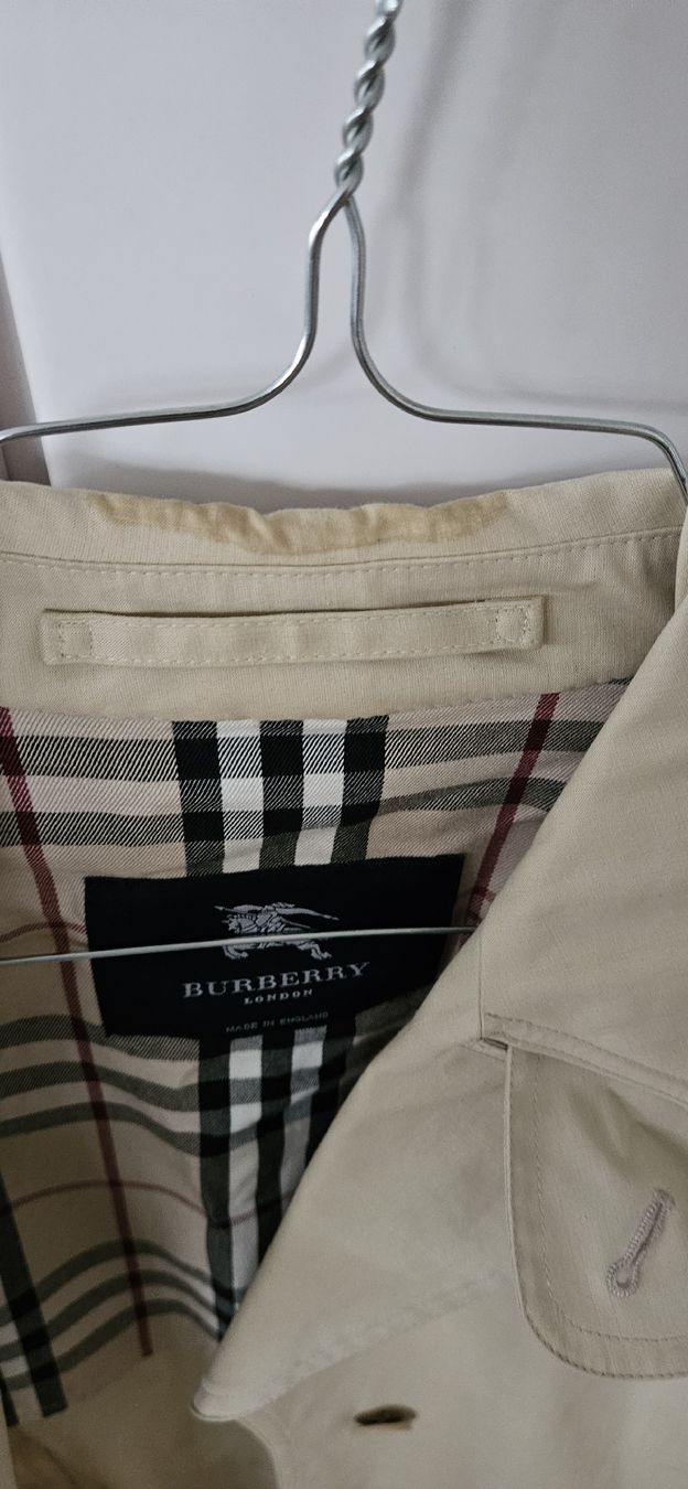 Burberry Mäntel: Burberry Trench Mantel S – Gebraucht aus Hellbühl von Veci02 2