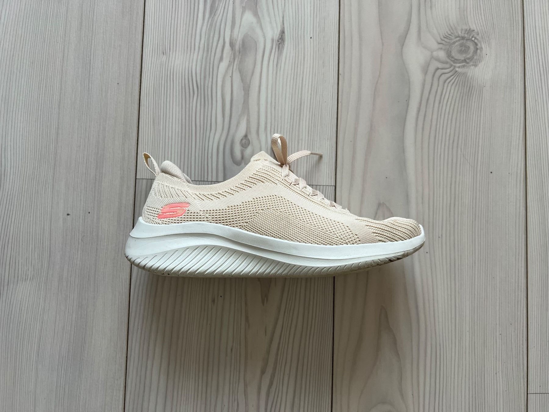 Skechers Chaussures femmes: Sneaker von Skechers – D'occasion à Dübendorf par geiserfamily 3