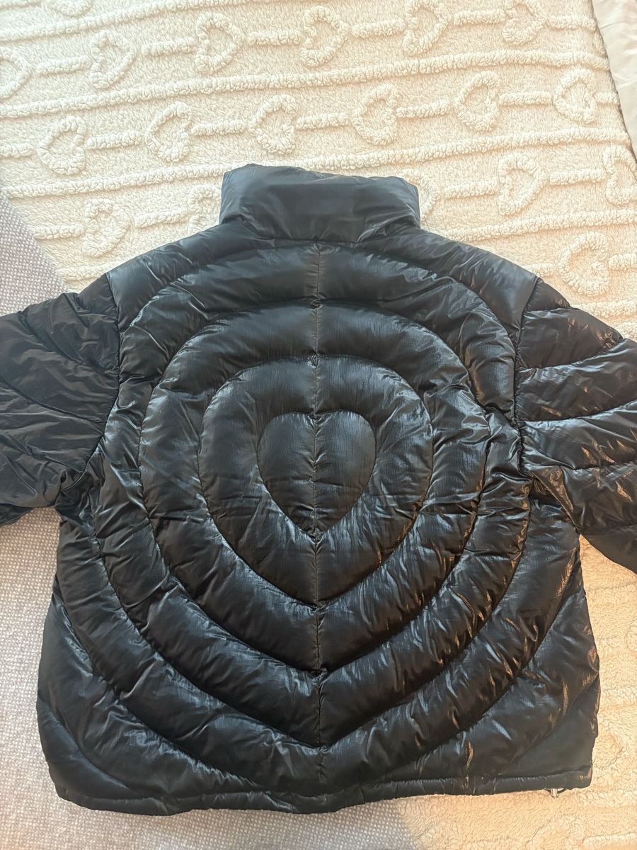 Giacche: Love Scars Puffer Jacke - Schwarz – Usato da Rheinfelden venduto da SalkaValka 4