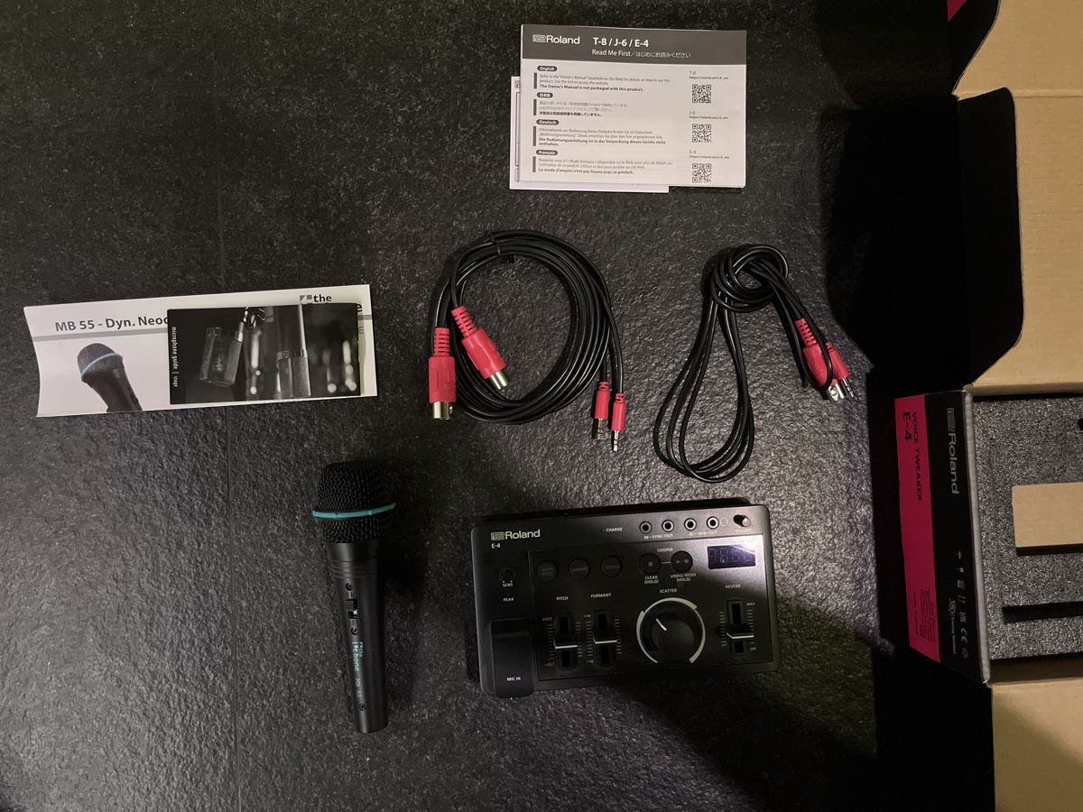 Roland Instruments de musique: Roland E-4 Voice Tweaker Effektgerät mit Mikrofon – D'occasion à Matzendorf par laempli1000 1