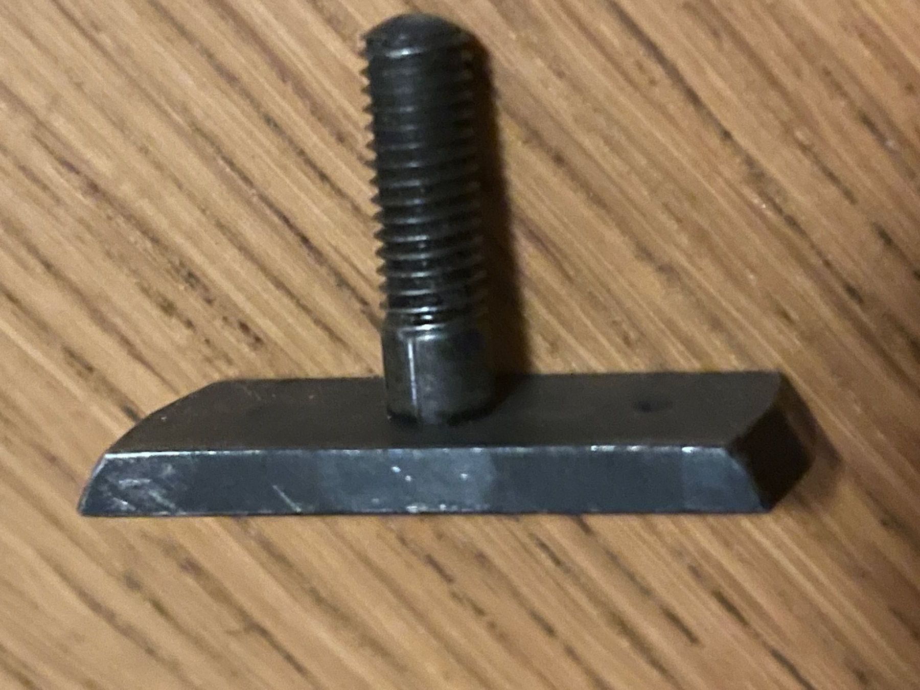 Tous les outils: 2 SPANNPLATTE ZU GRAVIERTISCH – D'occasion à schaffhausen par gka_96cv 1