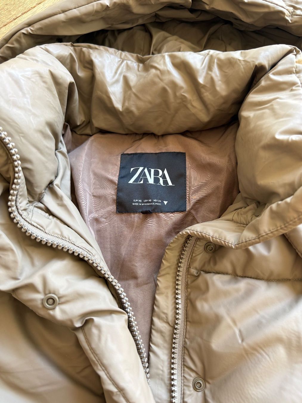 Zara Giacche: Zara Puffer Jacke Gr. XS – Usato da Davos Platz venduto da Noraslifestyle 1