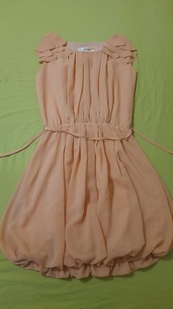 Kleid Grösse XS leicht getragen sehr guter Zustand