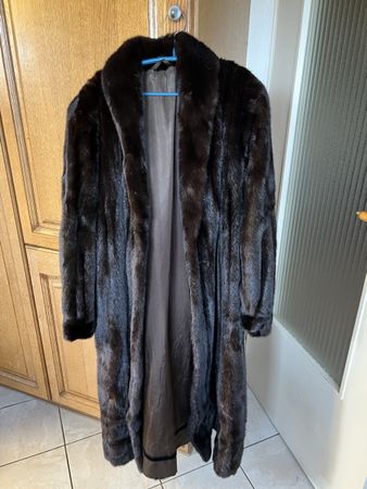 Manteau en vison L comme neuf, Mantel aus Nerzfell L Wie Neu
