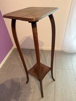 Antiker Beistelltisch / Blumenständer aus Holz  Vintage