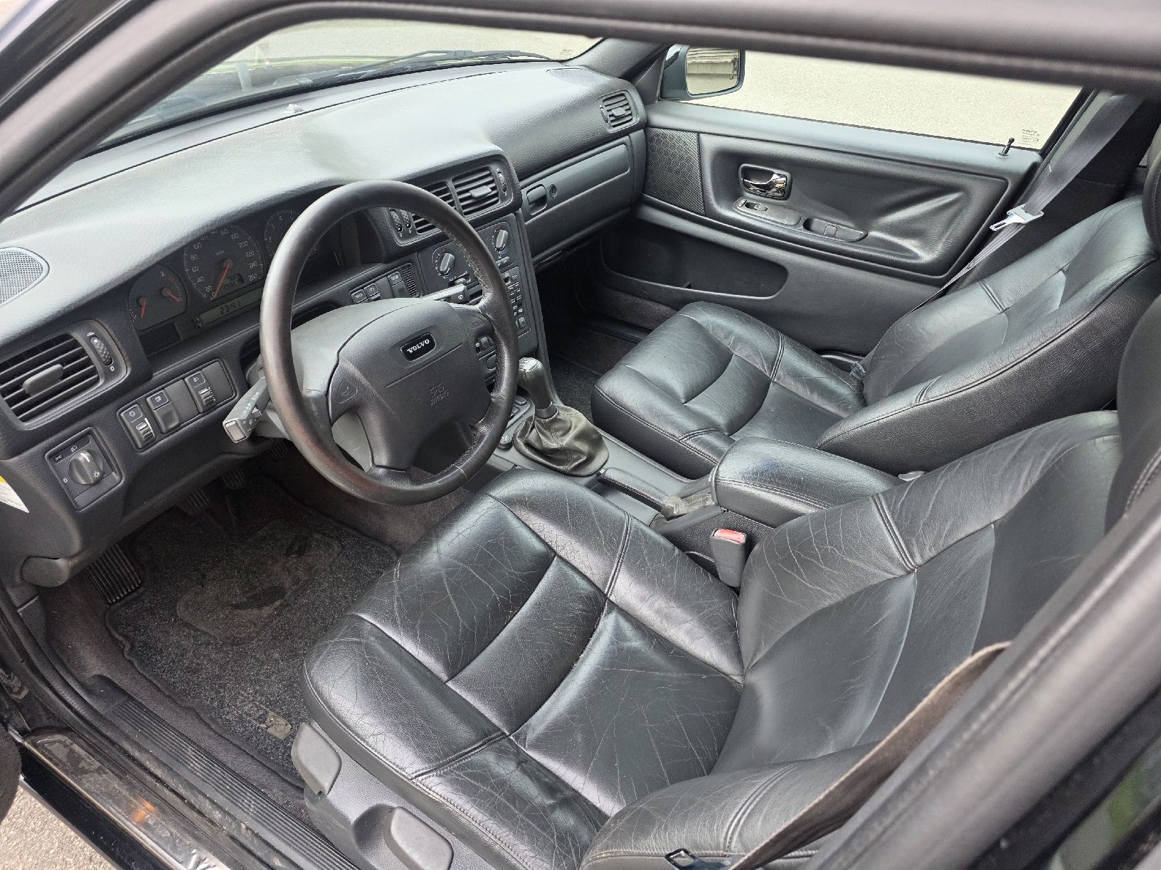 Volvo Autos: Volvo V70 2.5 AWD 1998 – Gebraucht aus Brunnen von remofuchs 5